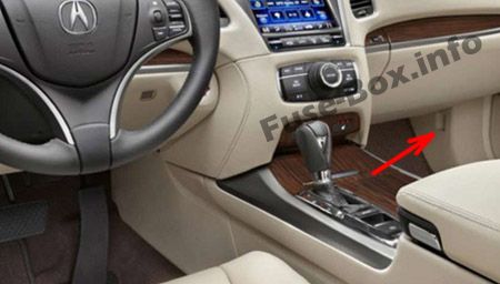 Sigortaların yolcu bölmesindeki yeri: Acura RLX (2014, 2015, 2016, 2017, 2018 -...)