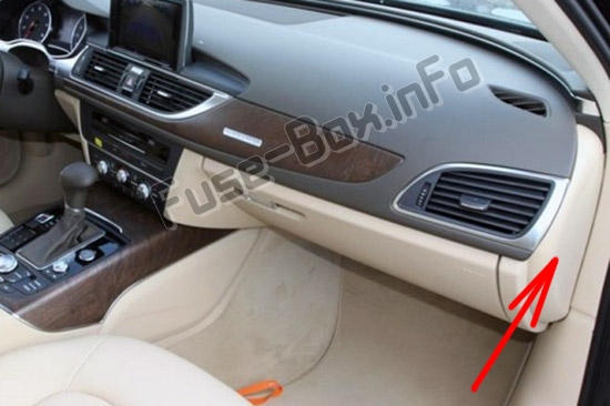 Sigortaların yolcu bölmesindeki yeri: Audi A6 / S6 (C7 / 4G; 2012-2018)