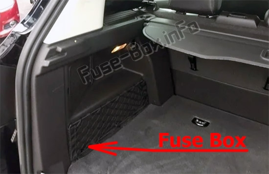 Sigortaların bagajdaki yeri: Ford C-MAX Hybrid / Energi (2012-2018)