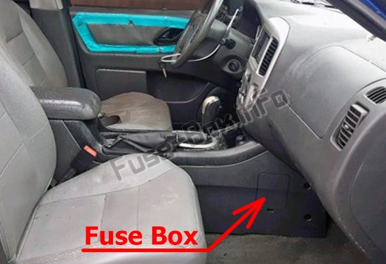 Sigortaların yolcu bölmesindeki yeri: Ford Escape (2005-2007)