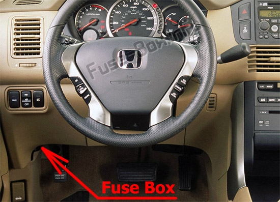 Sigortaların yolcu bölmesindeki yeri: Honda Pilot (2003-2008)