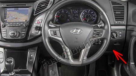 Sigortaların yolcu bölmesindeki yeri (RHD): Hyundai i40 (2012-2016)