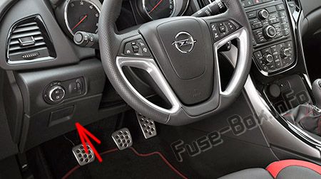 Sigortaların yolcu bölmesindeki yeri (LHD): Opel / Vauxhall Astra J (2009-2018)