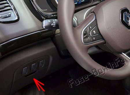 Sigortaların yolcu bölmesindeki yeri: Renault Espace V (2015-2019- ..)